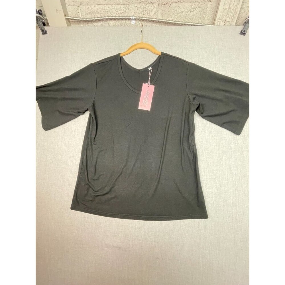 Women's M Shirt Bundle Sueani Black V-Neck Shirt and Blue and White Ayifu V-Neck - Picture 2 of 14